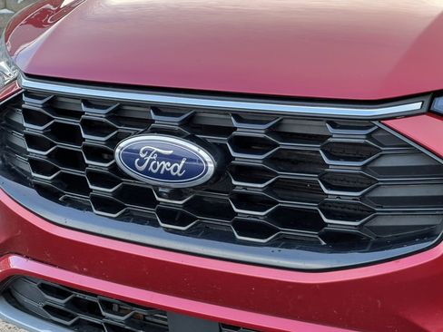 Certified 2023 Ford Escape ST-Line Select w/ Tech Pack #2 image 38