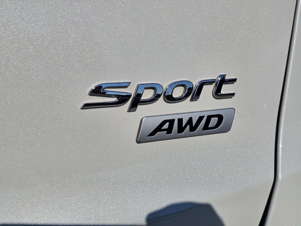Used 2017 Hyundai Santa Fe Sport w/ Cargo Package AWD/4WD image 13