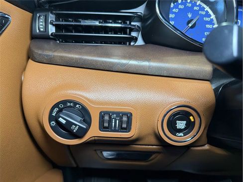 Used 2016 Maserati Quattroporte S image 33