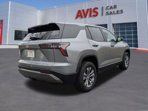 Used 2025 Chevrolet Equinox LT image 6