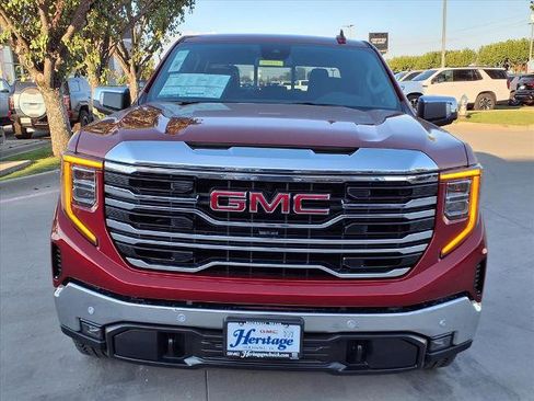 New 2026 GMC Sierra 1500 SLT image 24