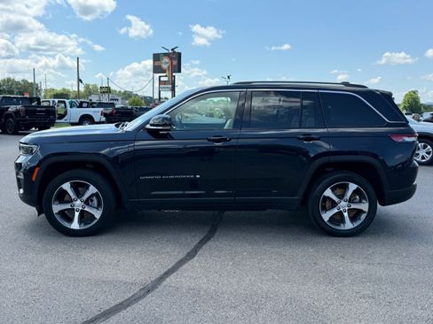Used 2024 Jeep Grand Cherokee Limited 4xe AWD/4WD image 5