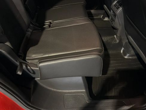 Used 2018 Volkswagen Tiguan SEL FWD image 53