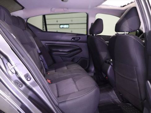 Used 2023 Nissan Altima 2.5 SV w/ SV Premium Package FWD image 30