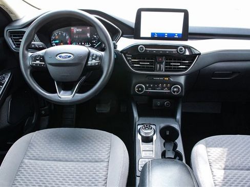 Used 2020 Ford Escape SE image 27