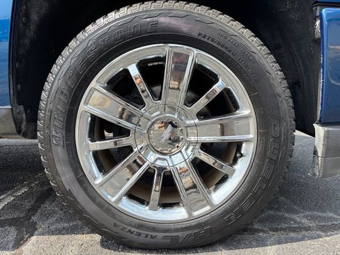 Used 2017 Chevrolet Silverado 1500 High Country RWD image 13