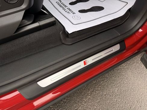 Used 2024 Audi SQ8 Premium Plus image 19