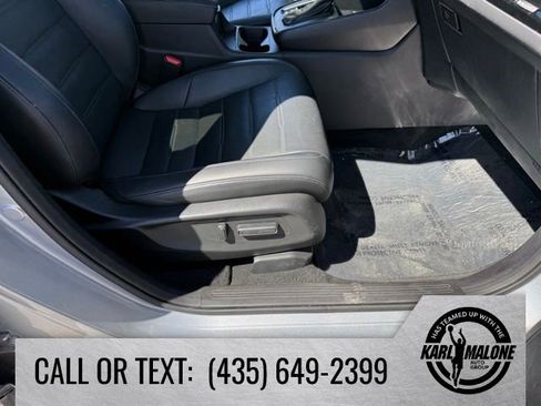 Used 2025 Honda CR-V EX-L image 39