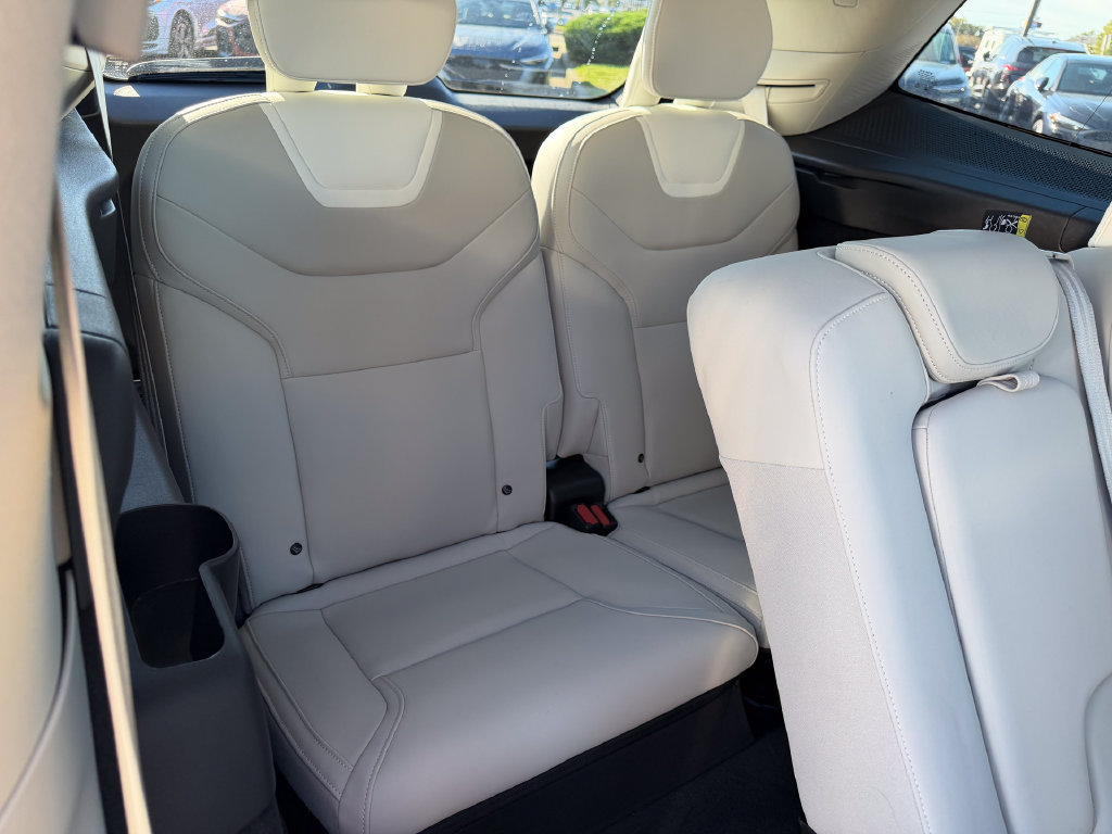 Certified 2025 Volvo EX90 Ultra AWD/4WD image 19