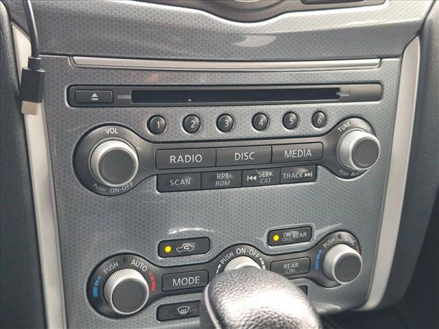 Used 2020 Nissan Pathfinder SL FWD image 15