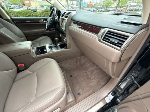 Used 2019 Lexus GX 460 Premium AWD/4WD image 34