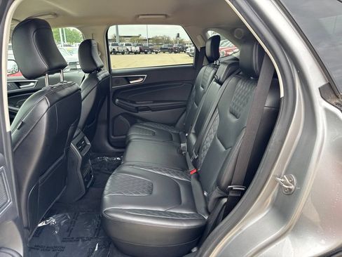 Used 2024 Ford Edge Titanium AWD/4WD image 21