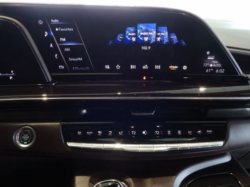 Used 2023 Cadillac Escalade ESV Premium Luxury Platinum w/ LPO, Radiant Package image 11