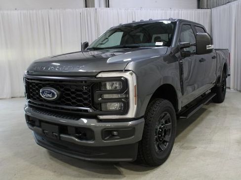 New 2026 Ford F250 XL AWD/4WD image 35