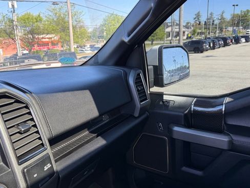 Used 2018 Ford F150 Raptor w/ Equipment Group 802A Luxury image 23