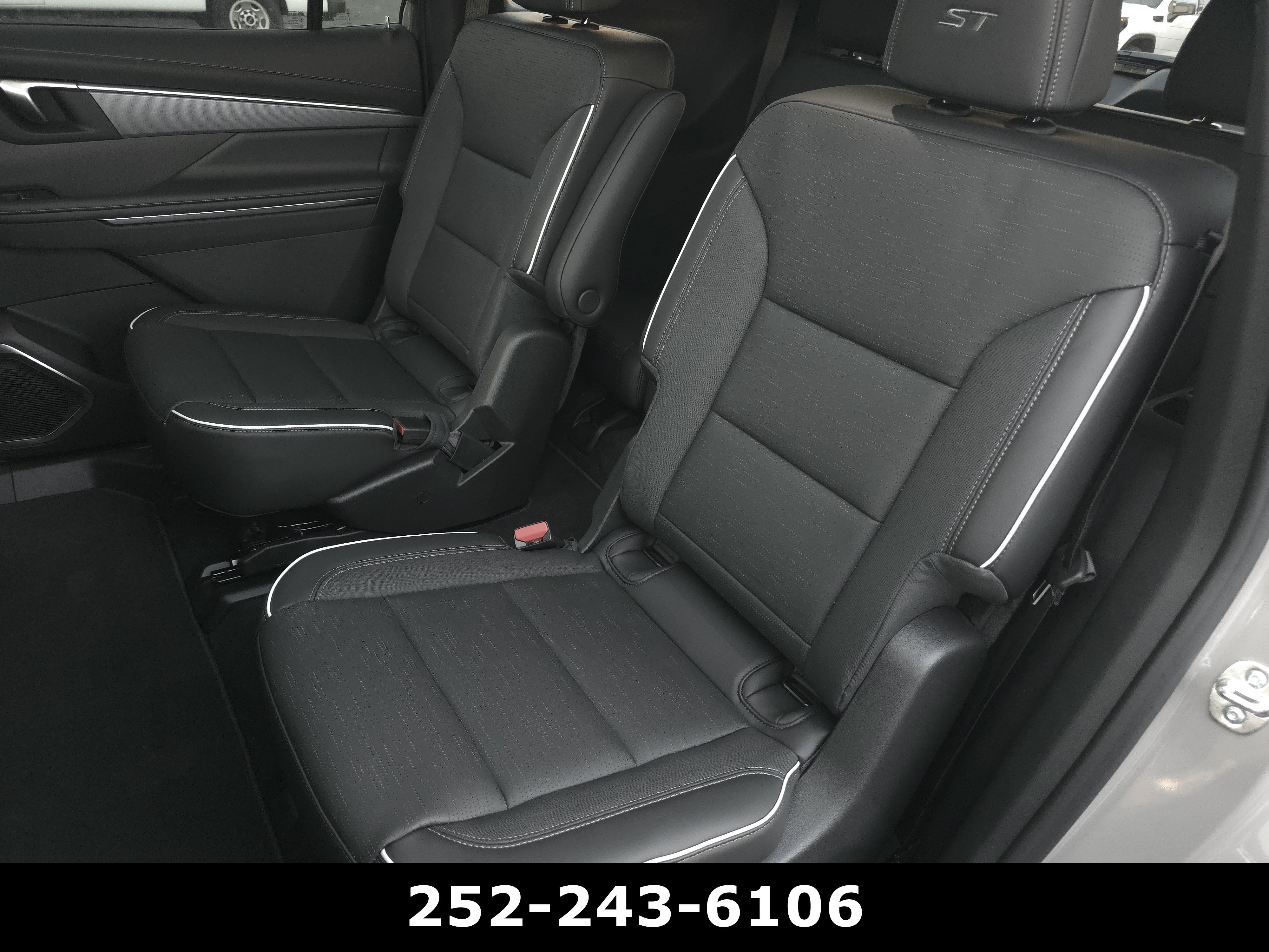 Used 2026 Buick Enclave Sport Touring w/ Super Cruise Package FWD image 35