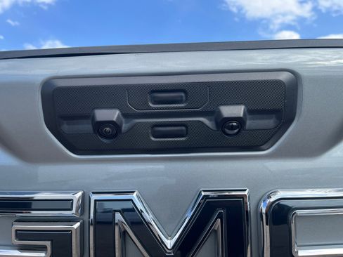 Used 2024 GMC Sierra 3500 Denali Ultimate image 29