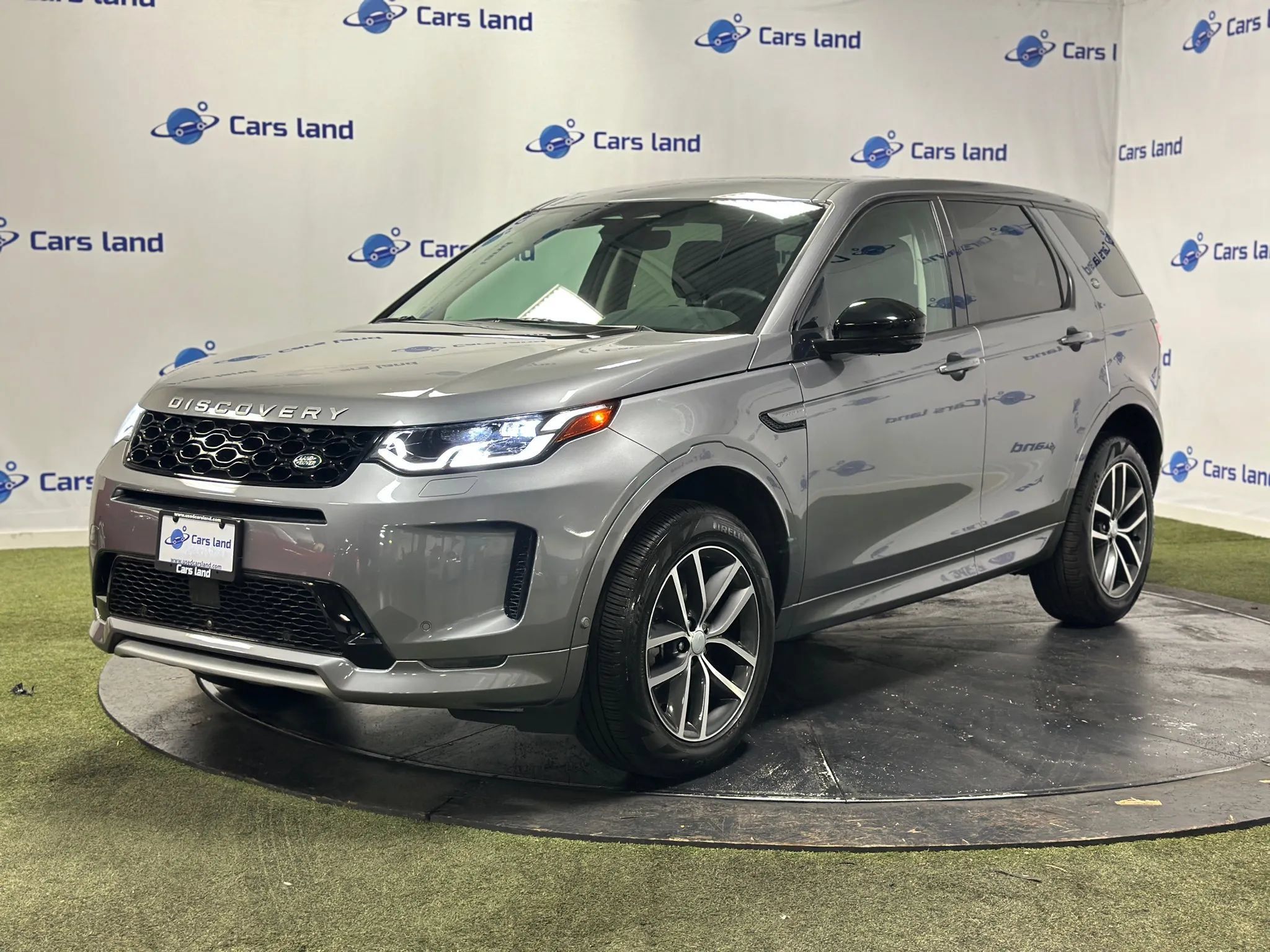 Used 2025 Land Rover Discovery Sport S AWD/4WD image 6
