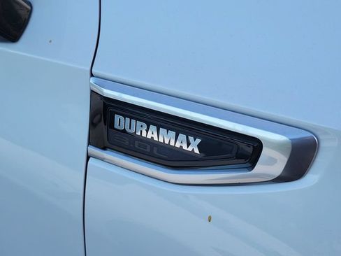 Used 2022 GMC Yukon Denali RWD image 10