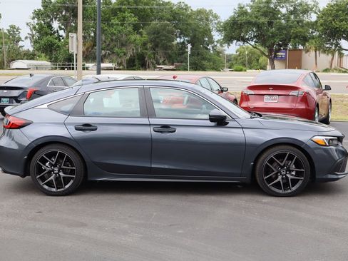 Used 2024 Honda Civic Sport Touring image 10