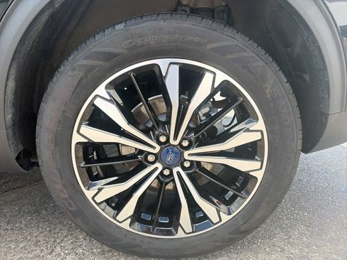 Used 2022 Ford Escape SEL w/ SEL Stealth AWD Package image 47