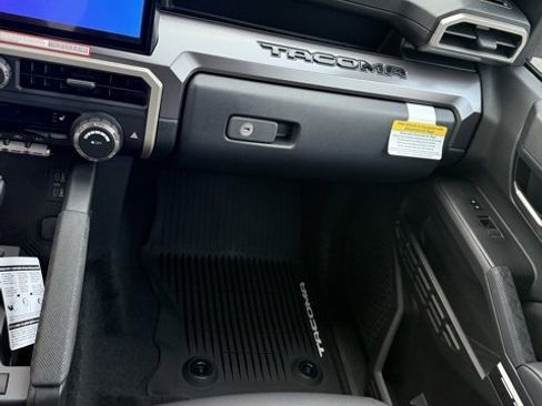 New 2025 Toyota Tacoma TRD Off-Road image 33