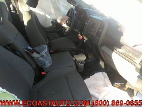 Used 2022 Ford F250 XL w/ Power Equipment Group image 10