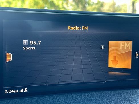 Used 2017 Audi Q7 2.0T Premium image 24