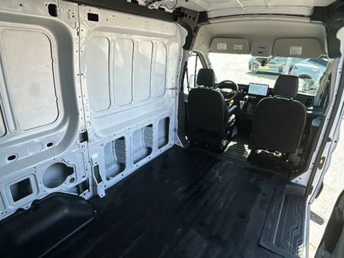 Certified 2023 Ford Transit 150 Medium Roof RWD image 14