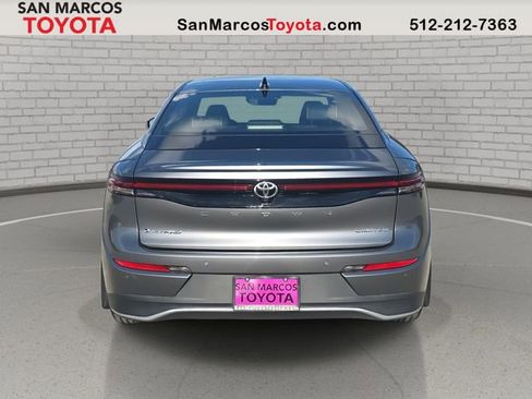 Used 2026 Toyota Crown Limited w/ Advanced Technology Package image 6