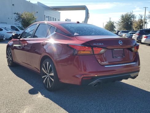 Certified 2021 Nissan Altima 2.5 SR image 7