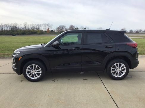 New 2026 Chevrolet TrailBlazer LS w/ LS Convenience Package image 8