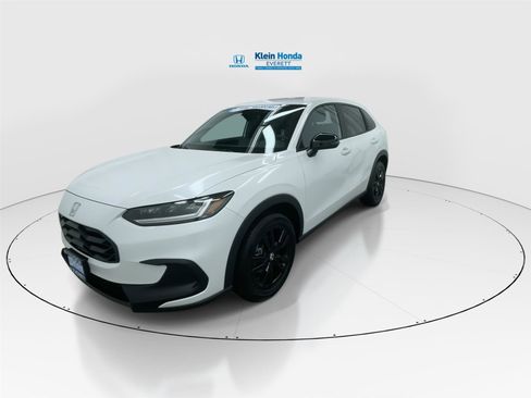 New 2026 Honda HR-V Sport image 6