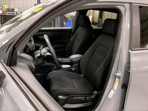 Used 2024 Honda HR-V Sport image 6