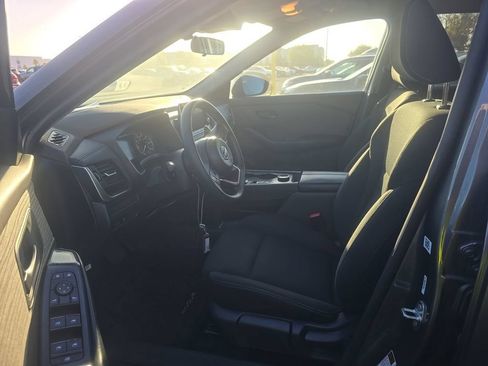 Used 2023 Nissan Rogue S AWD/4WD image 12