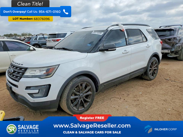 Used 2017 Ford Explorer XLT w/ Equipment Group 202A FWD image 1