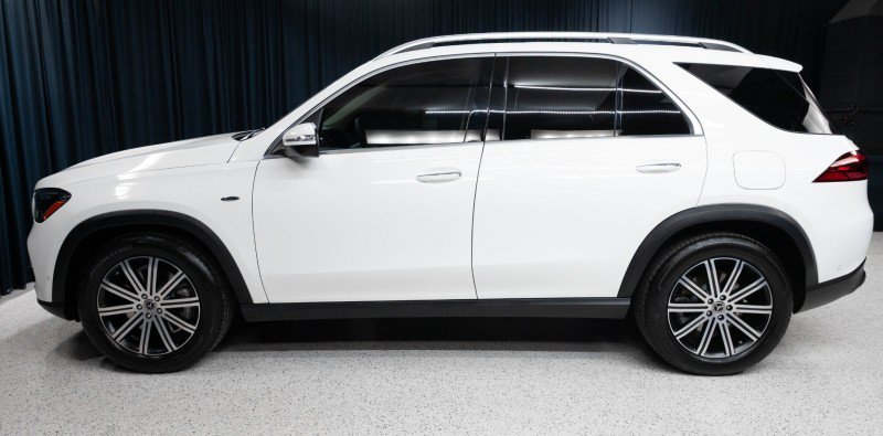 Certified 2025 Mercedes-Benz GLE 450e 4MATIC image 8
