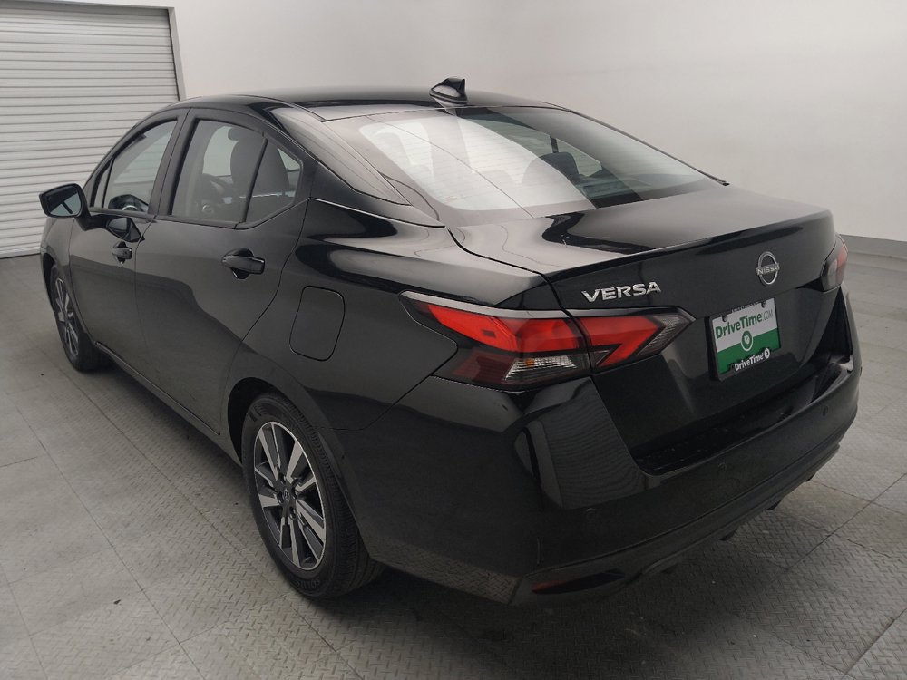 Used 2025 Nissan Versa SV FWD image 5