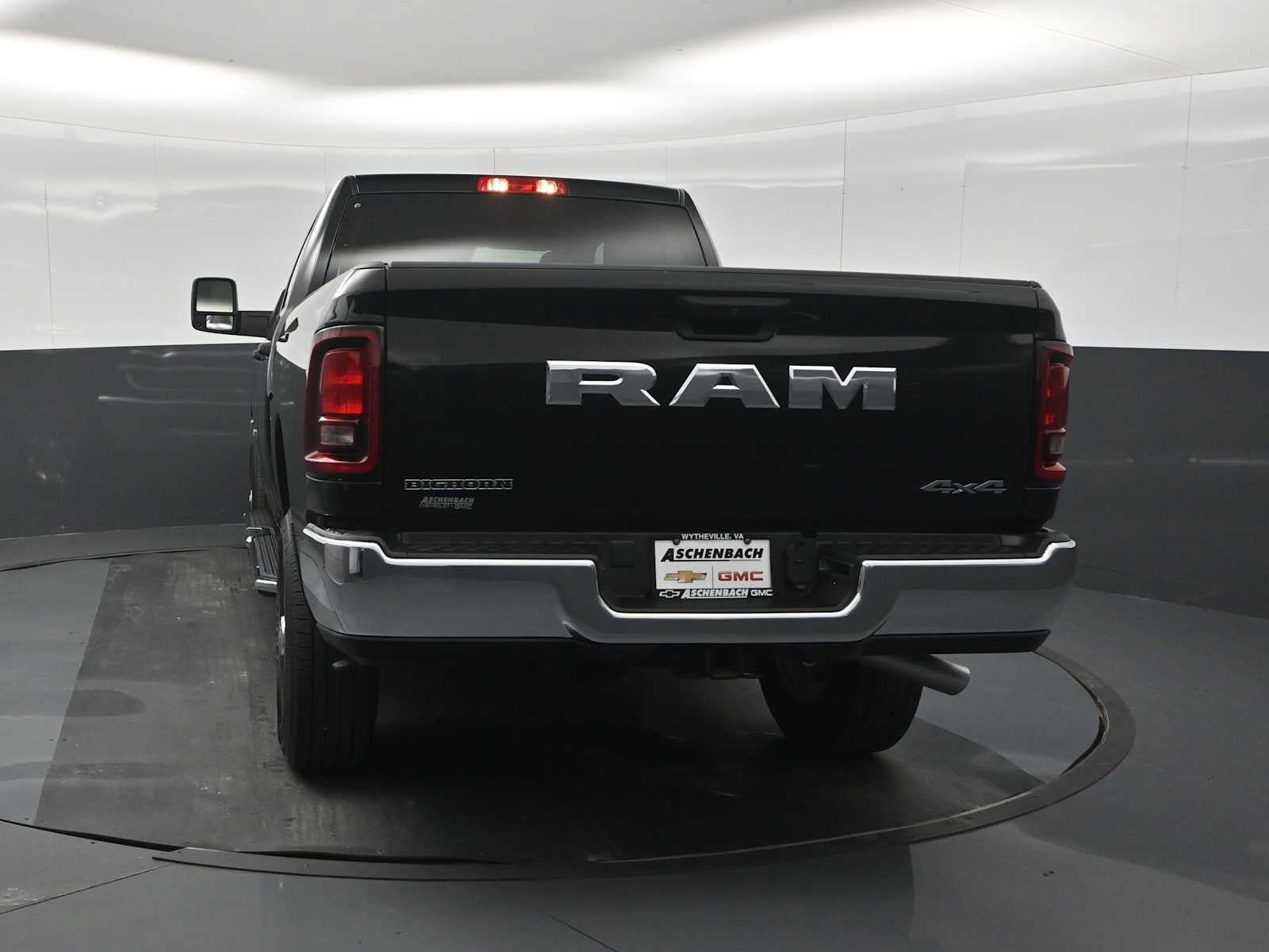 Used 2026 RAM 2500 Big Horn AWD/4WD image 7