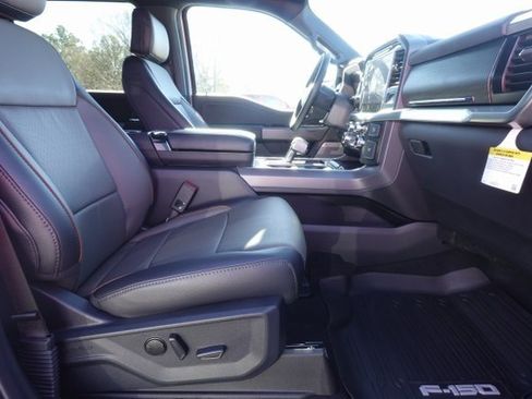 New 2025 Ford F150 Lariat w/ Equipment Group 501A Mid image 16