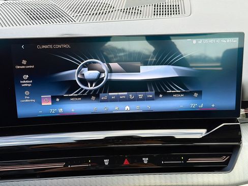 New 2026 BMW 530i w/ M Sport Package RWD image 35