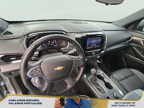 Used 2023 Chevrolet Traverse Premier w/ LPO, Cargo Package FWD image 15