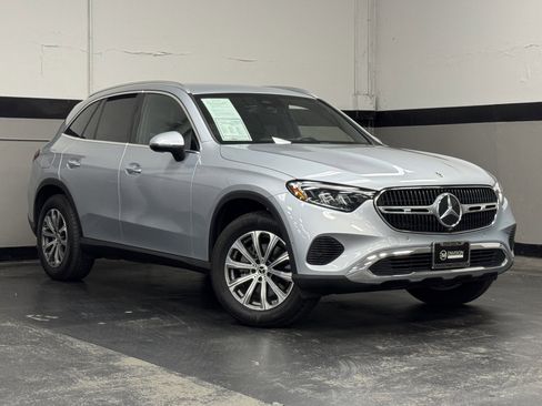 Certified 2024 Mercedes-Benz GLC 300 image 2