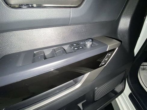 Used 2023 Toyota Tundra Limited AWD/4WD image 13