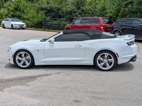 Used 2019 Chevrolet Camaro SS RWD image 8