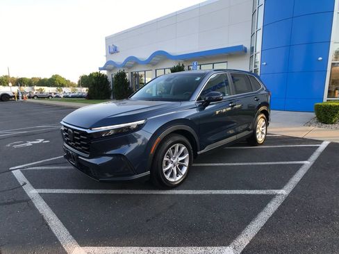 Certified 2024 Honda CR-V EX image 3