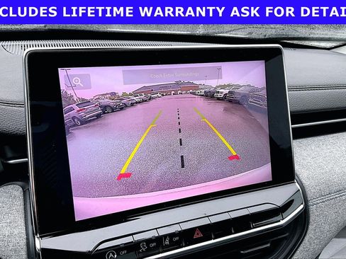 Used 2022 Jeep Compass Latitude w/ Sun and Sound Group FWD image 18