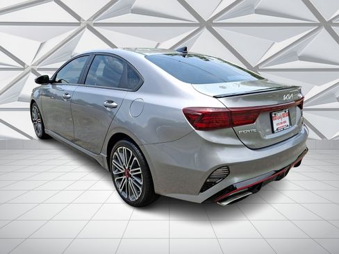 Used 2023 Kia Forte GT FWD image 7