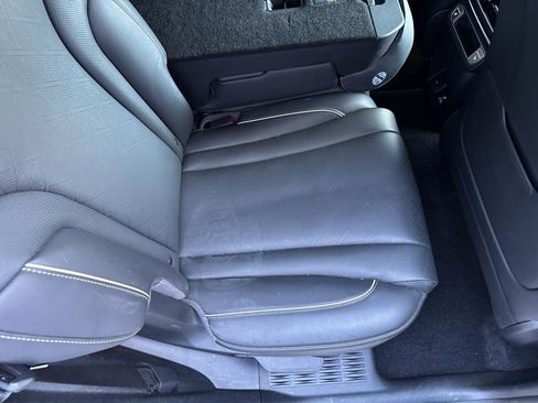 Used 2025 Genesis GV80 3.5T Advanced image 15