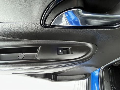 Used 2017 Buick Encore Essence image 23